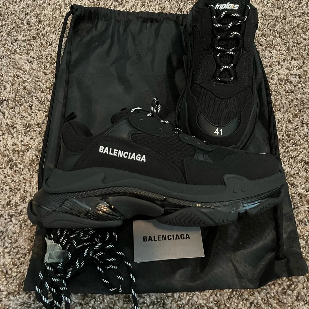 Balenciaga Triple S Black Clear Sole! Brand New-8 Mens - Picture 2 of 6